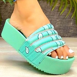 MINT BANDANNA SANDALS/PLATFORMS